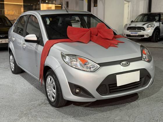 FORD FIESTA 1.6 ROCAM SE PLUS 8V FLEX 4P MANUAL FORD FIESTA 1.6 ROCAM SE PLUS 8V FLEX 4P MANUAL